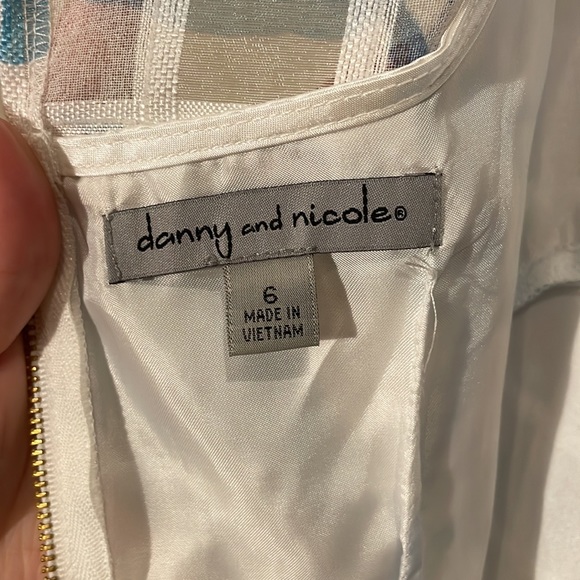 Danny and Nicole midi dress - Picture 3 of 5